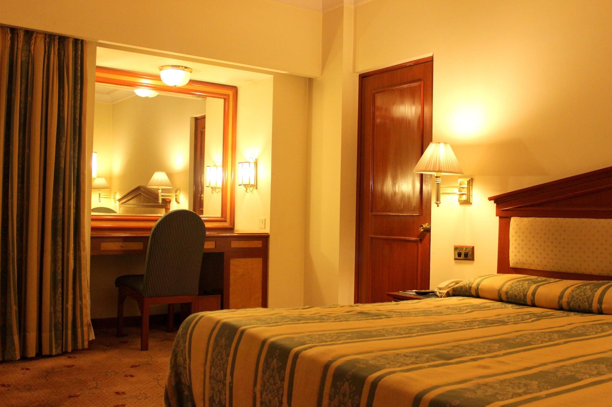 Hotel Sagar Plaza City Centre Púna Exteriér fotografie