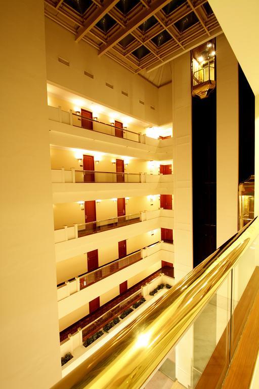 Hotel Sagar Plaza City Centre Púna Exteriér fotografie