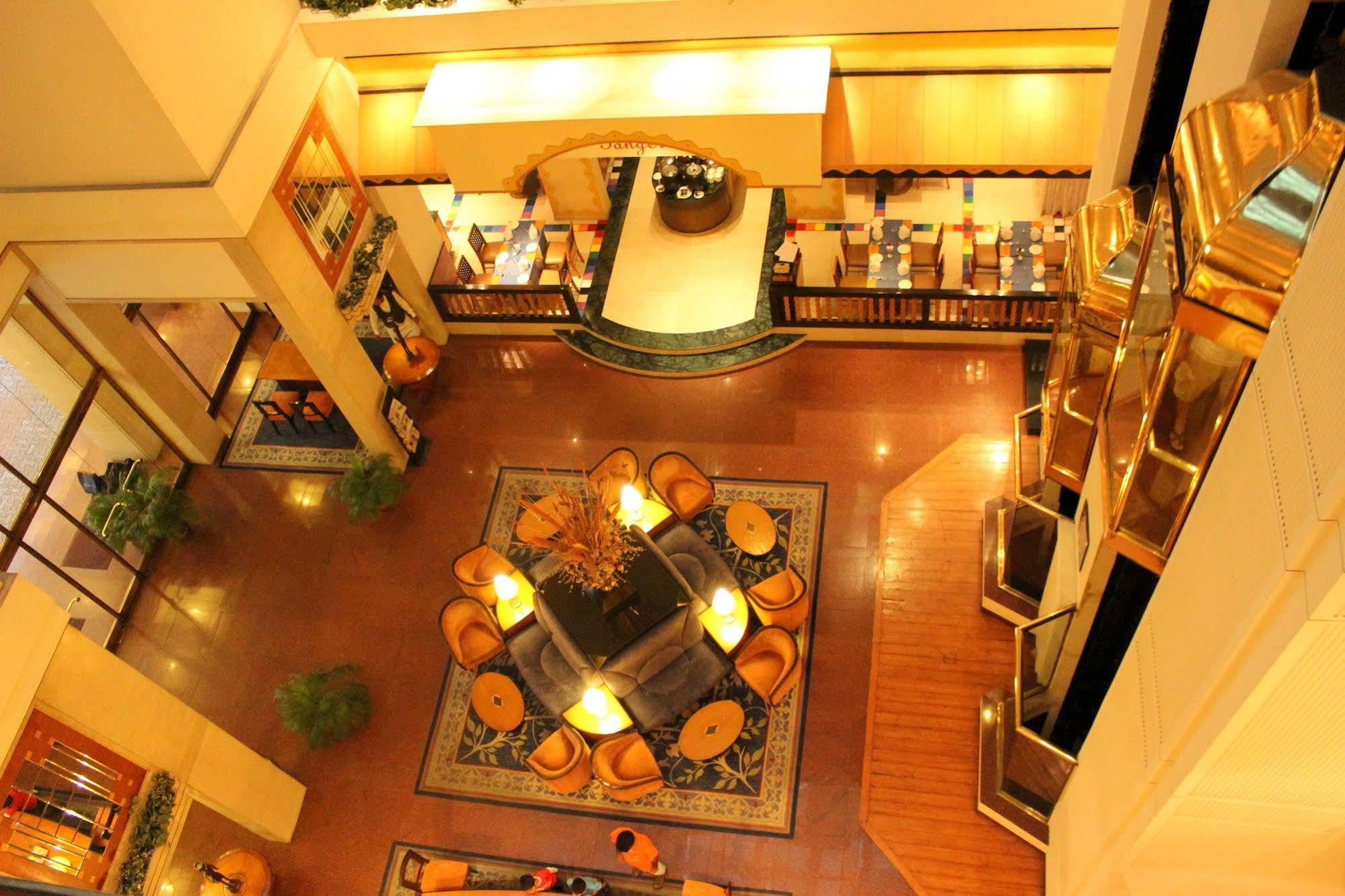 Hotel Sagar Plaza City Centre Púna Exteriér fotografie